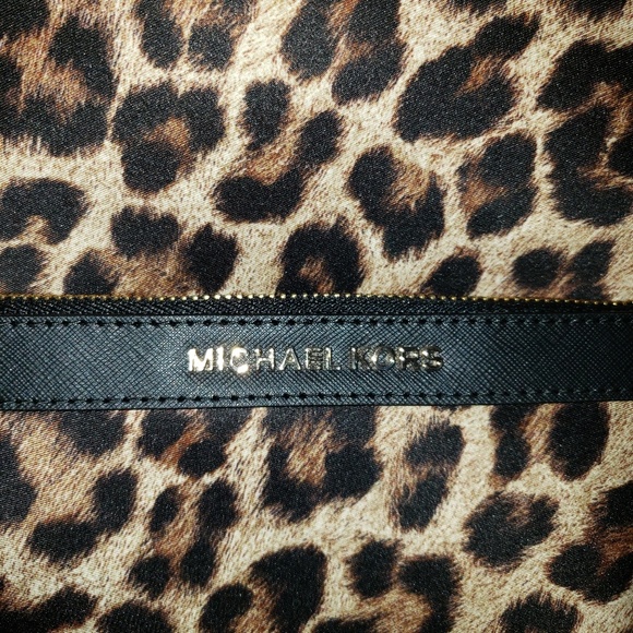 Michael Kors Leopard Morgan Medium Backpack, NWT - Picture 2 of 5